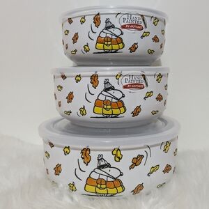 Snoopy Fall Puffer Jacket Ceramic Food Bowl Container Pressure Lid Set Of 3 NEW!